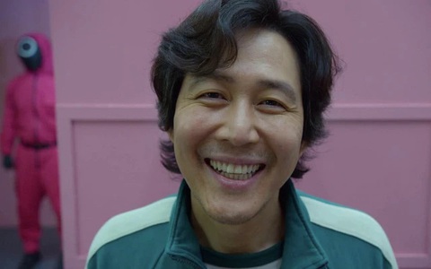 Vai diễn đã Vai diễn Seong Gi Hun đã đưa Lee Jung Jae lên vị trí diễn viên đắt giá nhất Hàn Quốc - Ảnh: Netflix