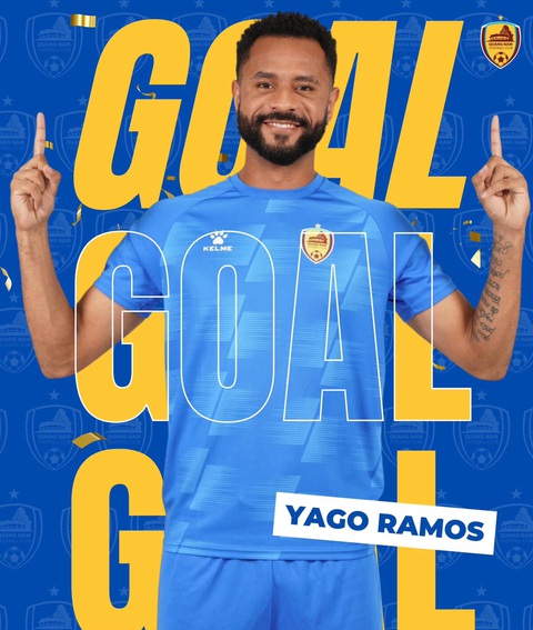Bình Dương lỡ cơ hội thu hẹp khoảng cách với đội đầu bảng Nam Định- Ảnh 1. Yago Ramos là người hùng của Quảng Nam với cú đúp vào lưới Bình Dương - Ảnh: QNFC