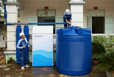 Hệ thống kiểm soát và cung cấp nguồn nước sạch được lắp đặt tại một trường học ở Hòa Bình, Việt Nam - Ảnh: APPLE Hệ thống kiểm soát và cung cấp nguồn nước sạch được lắp đặt tại một trường học ở Hòa Bình, Việt Nam - Ảnh: APPLE