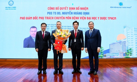 Bệnh viện Đại học Y Dược TP.HCM có hai phó giám đốc mới- Ảnh 2. Bệnh viện Đại học Y Dược TP.HCM có hai phó giám đốc mới- Ảnh 2.