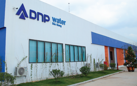 Chủ tịch cùng loạt lãnh đạo ở DNP Holding ‘xin nghỉ’, một người bất ngờ đổi ý- Ảnh 1. DNP sở hữu 30 nhà máy nước từ Bắc vào Nam - Ảnh: DNP