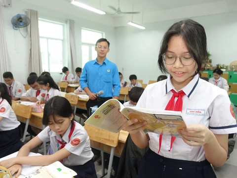 Thêm một trường ở TP.HCM khảo sát để tuyển sinh lớp 6 - Ảnh 1.