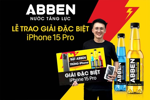 Khám phá cách rinh iPhone từ ABBEN siêu dễ- Ảnh 1. Anh Diệp Thanh Phước nhận giải đặc biệt từ ban tổ chức