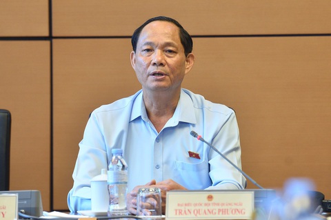 Phó chủ tịch Quốc hội thông tin nguyên nhân ban đầu vụ cháy khiến 14 người chết ở Hà Nội- Ảnh 1. Phó chủ tịch Quốc hội Trần Quang Phương - Ảnh: GIA HÂN