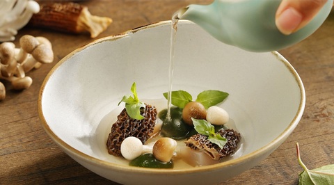 Ăn chay đang là một xu hướng trên toàn thế giới - Ảnh: MICHELIN GUIDE Ăn chay đang là một xu hướng trên toàn thế giới - Ảnh: MICHELIN GUIDE