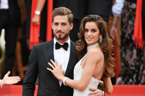 Thủ môn tuyển Đức Kevin Trapp mất chỗ ở Euro 2024 vì bạn gái đẹp- Ảnh 1. Izabel Goulart được xem là nguyên nhân khiến thủ môn tuyển Đức Kevin Trapp mất phong độ - Ảnh: Getty