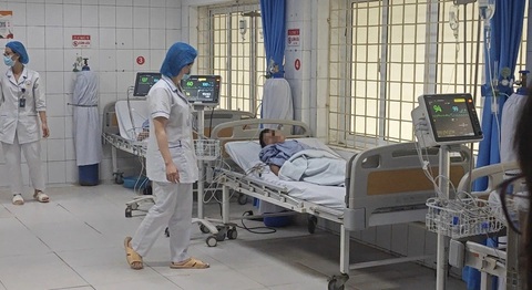 Nạn nhân vụ cháy nhà ở Trung Kính, Hà Nội điều trị tại Bệnh viện Giao thông vận tải ngày 24-5 - Ảnh: D.LIỄU Nạn nhân vụ cháy nhà ở Trung Kính, Hà Nội điều trị tại Bệnh viện Giao thông vận tải ngày 24-5 - Ảnh: D.LIỄU