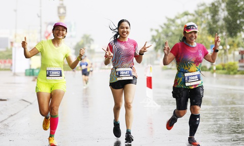Nữ VĐV thắng Mekong Delta Marathon có vé dự World Marathon Majors- Ảnh 1. Nữ VĐV chiến thắng Mekong Delta Marathon 2024 sẽ được dự World Marathon Majors - Ảnh: VNMS