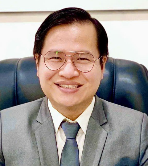 Cha mẹ đẻ của bạn trai có thể làm giấy khai sinh cho con tôi?- Ảnh 1. Luật sư Nguyễn Ngô Quang Nhật