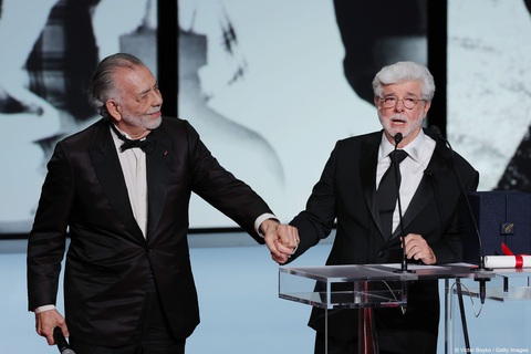 Phim 18+ tôn vinh ngành lao động tình dục giành Cành cọ vàng ở Cannes- Ảnh 3. Francis Ford Coppola (trái) và George Lucas, hai nhà làm phim kỳ cựu của điện ảnh thế giới - Ảnh: GETTY IMAGES