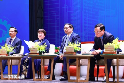 Thủ tướng Chính phủ Phạm Minh Chính, lãnh đạo các bộ ngành, đại biểu lắng nghe các tham luận tại diễn đàn Nâng cao năng suất lao động quốc gia năm 2024 - Ảnh: TTXVN Thủ tướng Chính phủ Phạm Minh Chính, lãnh đạo các bộ ngành, đại biểu lắng nghe các tham luận tại diễn đàn Nâng cao năng suất lao động quốc gia năm 2024 - Ảnh: TTXVN