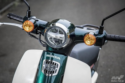 Đắt hơn 50 triệu đồng, Honda Super Cub 110 nhập Nhật hơn gì bản Thái?- Ảnh 22. Theo một đơn vị nhập khẩu, giá cả khác biệt giữa hai phiên bản chủ yếu nằm ở việc bản Nhật được sản xuất với tiêu chuẩn cao hơn, chất lượng hoàn thiện tốt hơn, các linh kiện phụ tùng đều nằm ở chuẩn mực cao hơn, đơn giản nhất ngay từ con ốc bảy màu - Ảnh: Moto-Fan JP