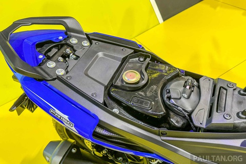 Xe máy Trung Quốc 'nhái' Yamaha Exciter, động cơ 'mượn' Honda- Ảnh 5. Xe máy Trung Quốc 'nhái' Yamaha Exciter, động cơ 'mượn' Honda- Ảnh 5.