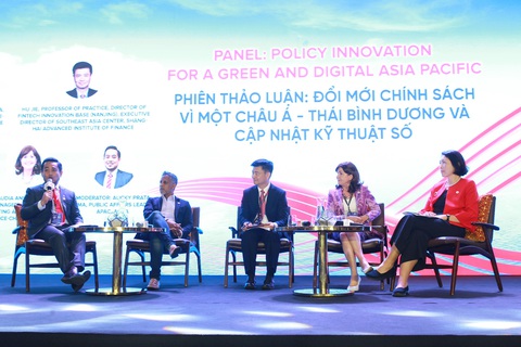 Doanh nghiệp Việt khó tiếp cận tín dụng xanh- Ảnh 1. Nhiều chuyên gia khuyến nghị về tiếp cận nguồn tài chính xanh để chuyển đổi xanh - Ảnh: P.TH.