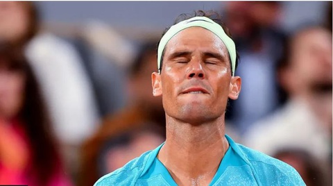 Tin tức thể thao sáng 28-5: Nadal bị loại ở vòng đầu tiên Roland Garros- Ảnh 1. Rafael Nadal thất vọng sau khi sớm bị loại ở Roland Garros - Ảnh: GETTY