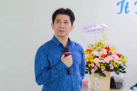 Trưởng khoa làm giám đốc doanh nghiệp ngoài trường: Sao cho trọn vẹn đôi đường?- Ảnh 1. Ông Huỳnh Trọng Hiền trong vai trò tổng giám đốc Công ty cổ phần quốc tế Cocoro, tham dự workshop “Giới thiệu việc làm tại Nhật Bản” tại Trường đại học Kinh tế - Tài chính TP.HCM vào năm 2022 - Ảnh: KHÁNH VY