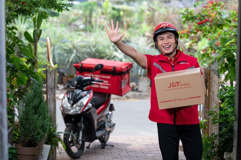 J&T Express đứng đầu bảng xếp hạng chất lượng dịch vụ bưu chính- Ảnh 4. J&T Express đạt 100% thời gian toàn trình cam kết. Ảnh: Hoàng Lê.