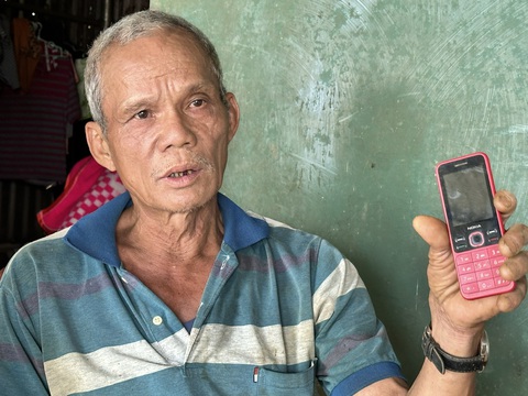 Ông Trường nói khi bị bắt giam 4 tháng, mang thân phận bị can 8 năm, kinh tế gia đình ông suy sụp - Ảnh: TÂM AN Ông Trường nói khi bị bắt giam 4 tháng, mang thân phận bị can 8 năm trong oan ức, tinh thần vợ chồng ông và gia đình bị tổn hại, kinh tế suy sụp - Ảnh: TÂM AN