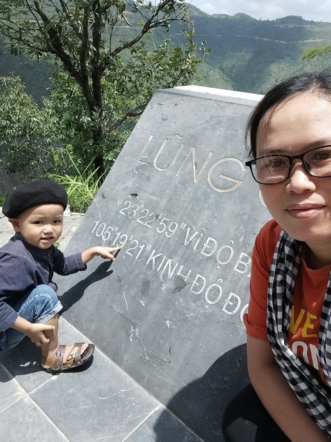Chị Cảnh hy vọng những chuyến đi này sẽ giúp con trai khơi gợi niềm tự hào dân tộc - Ảnh: NVCC Chị Cảnh hy vọng những chuyến đi này sẽ giúp con trai khơi gợi niềm tự hào dân tộc - Ảnh: NVCC