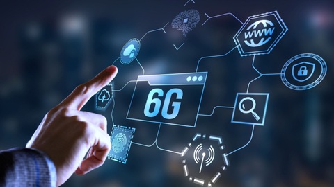 Công nghệ 6G sẽ nhanh hơn 5G gấp 500 lần- Ảnh 1. Thiết bị không dây 6G có thể đạt tốc độ truyền dữ liệu lên đến 100 gigabit mỗi giây (Gbps), nhanh hơn 10 lần so với mạng 5G ở thời kỳ đỉnh cao - Ảnh: VoIP Review