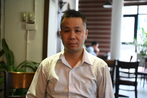 'Người hùng' leo tường, cõng 2 cô gái thoát khỏi vụ cháy nhà trọ ở Hà Nội lúc sáng sớm- Ảnh 2. Anh Lèng Văn Bằng - người cứu 2 cô gái trong vụ cháy nhà trọ - Ảnh: HỒNG QUANG