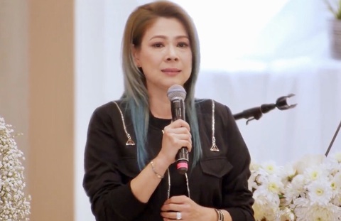Ca sĩ Thanh Thảo liên tục xúc động khi nhắc về Đức Tiến - Ảnh chụp màn hình Ca sĩ Thanh Thảo liên tục xúc động khi nhắc về Đức Tiến - Ảnh chụp màn hình