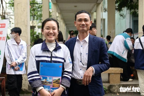 Đại học Quốc gia Hà Nội công bố cấu trúc bài thi đánh giá năng lực năm 2025- Ảnh 1. Thí sinh tham dự kỳ thi đánh giá năng lực năm 2024 của Đại học Quốc gia Hà Nội - Ảnh: NGUYÊN BẢO