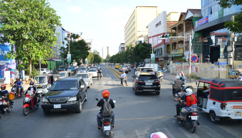 Trung Quốc ca ngợi Campuchia có đại lộ Tập Cận Bình sau đại lộ Mao Trạch Đông- Ảnh 1. Đại lộ Mao Trạch Đông ở thủ đô Phnom Penh, Campuchia - Ảnh: KHMER TIMES