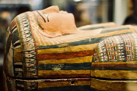 4000-Year-Old Skulls With Tiny Cut Marks Reveal How Ancient Egyptians Attempted to Treat Cancer With Surgical Intervention (Photo: Pexels/antonio filigno) Nghiên cứu mới phát hiện người Ai Cập cổ đại đã cố gắng điều trị ung thư bằng phẫu thuật cắt khối u - Ảnh minh họa: Pexels/Antonio Filigno