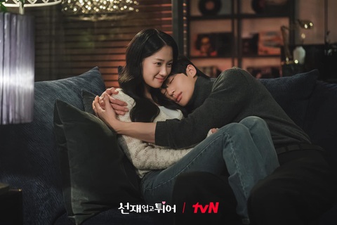 Với phản ứng hoá học của cặp đôi trong Cõng anh mà chạy đã được fans tích cực đẩy thuyền Với phản ứng hóa học của cặp đôi trong Cõng anh mà chạy đã được fans tích cực đẩy thuyền