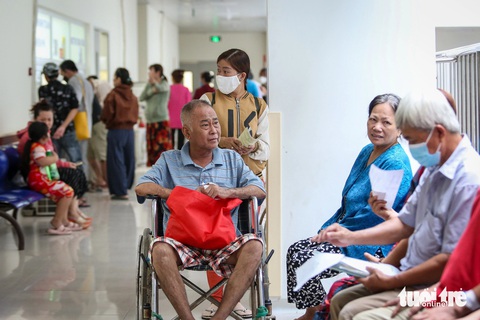 Cận cảnh 3 bệnh viện cửa ngõ TP.HCM sắp hoàn thành- Ảnh 3.