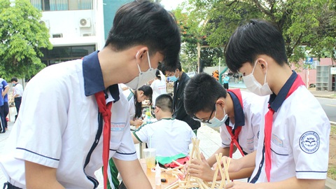Khi trẻ em muốn lên tiếng- Ảnh 3. Học sinh TP.HCM muốn tăng việc học trải nghiệm chứ không chỉ theo cách truyền thống - Ảnh: Q.L.