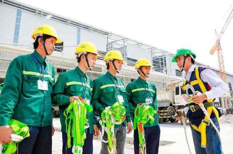 Vai trò và tiềm năng nghề nghiệp của vị trí giám sát an toàn- Ảnh 1. Giám sát an toàn - vị trí việc làm quan trọng trong cơ quan, doanh nghiệp (Nguồn: Internet)