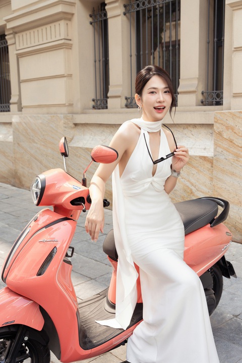 Lê Bống lột xác thành quý cô sau vai diễn trên VTV- Ảnh 1. Lê Bống lột xác với phong cách thanh lịch, sang chảnh