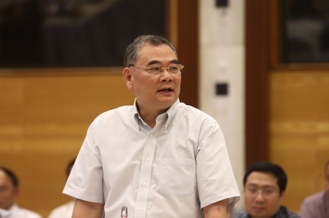 Vì sao bí thư Tỉnh ủy Bắc Giang Dương Văn Thái bị khởi tố, bắt tạm giam?- Ảnh 2. Trung tướng Tô Ân Xô tại buổi họp báo - Ảnh: DANH TRỌNG