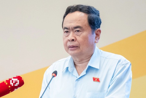 Ông Trần Thanh Mẫn: Thuốc lá điện tử pha trộn ma túy diễn biến phức tạp, học sinh hút nhiều- Ảnh 1. Ông Trần Thanh Mẫn - Ảnh: GIA HÂN