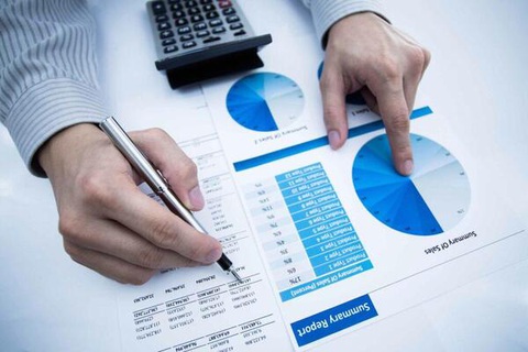 Ngành quốc tế học là gì? Cơ hội nghề nghiệp ngành quốc tế học chi tiết nhất- Ảnh 5. Học quốc tế học có cơ hội trở thành một nhà phân tích chính trị, xã hội (Nguồn: Internet)
