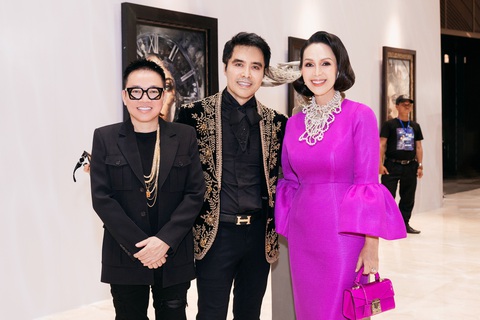 Dàn sao đình đám quy tụ trong đêm live show bạc tỉ của Đàm Vĩnh Hưng- Ảnh 12. Dàn sao đình đám quy tụ trong đêm live show bạc tỉ của Đàm Vĩnh Hưng- Ảnh 12.
