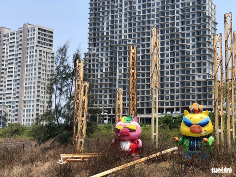 Siêu dự án Cocobay: Thanh lý hợp đồng condotel, chuyển sang nhận căn hộ chung cư?- Ảnh 3. Trong báo cáo, chủ đầu tư cũng đề cập việc tái khởi động dự án - Ảnh: ĐOÀN CƯỜNG