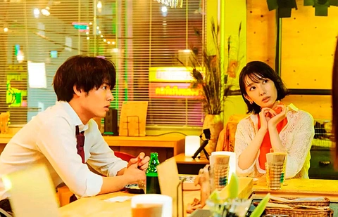 Mukai ơi, nhìn em này: Hãy bắt đầu cởi mở trái tim, đừng sợ hãi mà đợi đến 10 năm- Ảnh 1. Cảnh phim Mukai ơi, nhìn em này