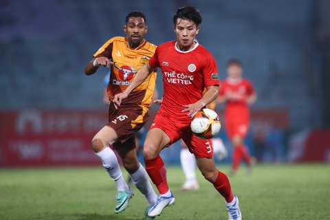 CLB Thể Công - Viettel (áo đỏ) và Hoàng Anh Gia Lai nằm trong số những đội bóng V-League không được cấp phép tham dự giải cấp CLB AFC mùa bóng 2024-2025 - Ảnh: MINH ĐỨC Hoàng Anh Gia Lai (bìa trái) sẽ tiếp đón Hồng Lĩnh Hà Tĩnh lúc 17h chiêu nay 21-5 - Ảnh: MINH ĐỨC