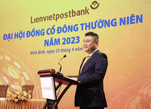 LPBank lại đổi tên tiếng Anh thành ‘Fortune Vietnam Bank’- Ảnh 1. LPBank đổi tên tiếng Việt lẫn tên tiếng Anh để dễ nhận biết, qua đó tạo hiệu ứng truyền thông cao hơn - Ảnh: A.H