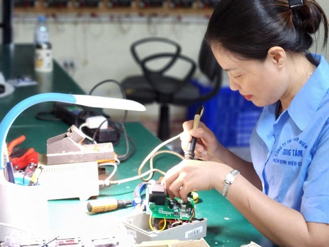 Chị Mai - nữ Chị Mai - nữ