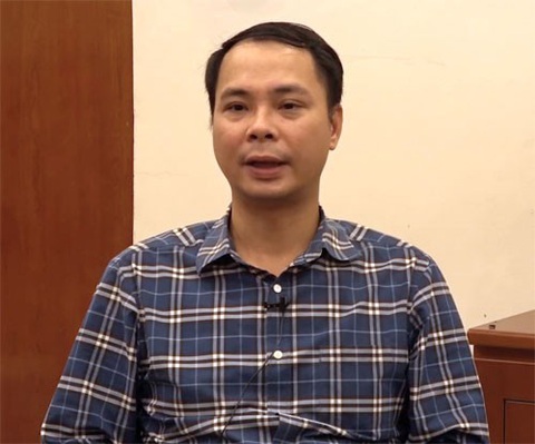Bộ Công Thương nói gì về đề xuất thí điểm thuốc lá điện tử, trong khi Bộ Y tế muốn cấm?- Ảnh 1. Ông Ngô Khải Hoàn - phó cục trưởng Cục Công nghiệp - Ảnh: C.DŨNG