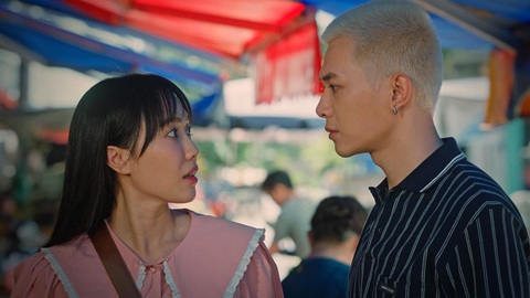‘Gặp lại chị bầu’ - phim ‘xuyên không’ về Sài Gòn thập niên 90- Ảnh 3. ‘Gặp lại chị bầu’ - phim ‘xuyên không’ về Sài Gòn thập niên 90- Ảnh 3.