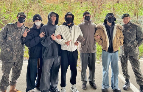 7 thành viên BTS hiện đang trong thời gian nhập ngũ - Ảnh: Bighit 7 thành viên BTS hiện đang trong thời gian nhập ngũ - Ảnh: Bighit