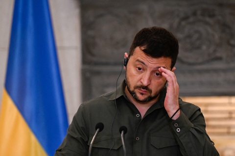 Tình báo Nga: Mỹ đang tìm người thay Tổng thống Zelensky- Ảnh 1. Tổng thống Ukraine Volodymyr Zelensky - Ảnh: AFP