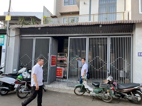 Thức ăn đường phố, quản lý thế nào?- Ảnh 4. Tiệm bánh mì Cô Băng, nơi bán bánh mì khiến hơn 500 người nhập viện điều trị - Ảnh: A.B.