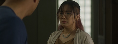 Án mạng lầu 4 tung trailer đầy ám ảnh, 'xoay' khán giả như chong chóng- Ảnh 5. Án mạng lầu 4 tung trailer đầy ám ảnh, 'xoay' khán giả như chong chóng- Ảnh 5.