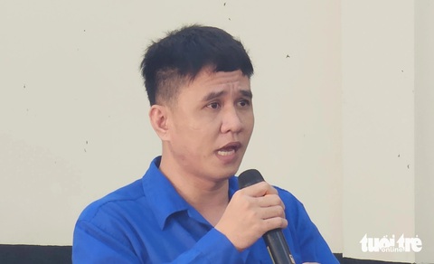 Đánh nhau sau vụ đòi lại tiền do thua game bắn cá, một người chết- Ảnh 2. Bị cáo Nguyễn Thanh Phong bị truy tố về tội cưỡng đoạt tài sản vì thua game bắn cá đã đập phá quán, uy hiếp chủ quán phải trả lại cho Phong số tiền 20 triệu đồng mà Phong đã thua - Ảnh: HOÀI THƯƠNG